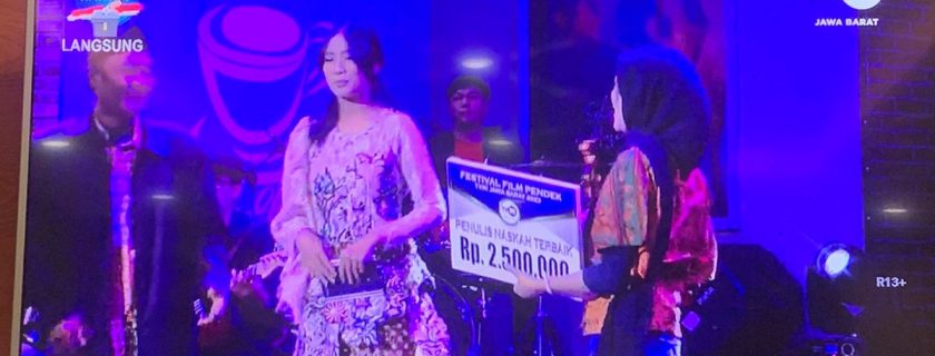 Farisya Juara 1 Festival Film Pendek TVRI Jawa Barat 2023