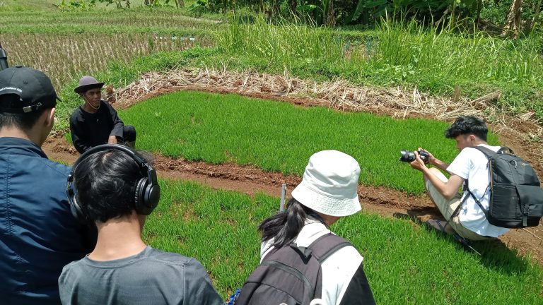 Pengabdian Masyarakat Pertanian Organik Desa Cikurubuk