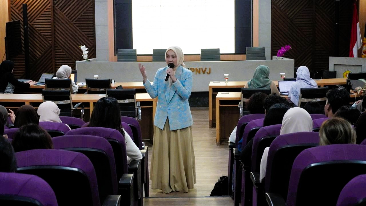 Dosen Prodi FTV Widyatama beri kuliah di FTVM UPN Veteran Jakarta